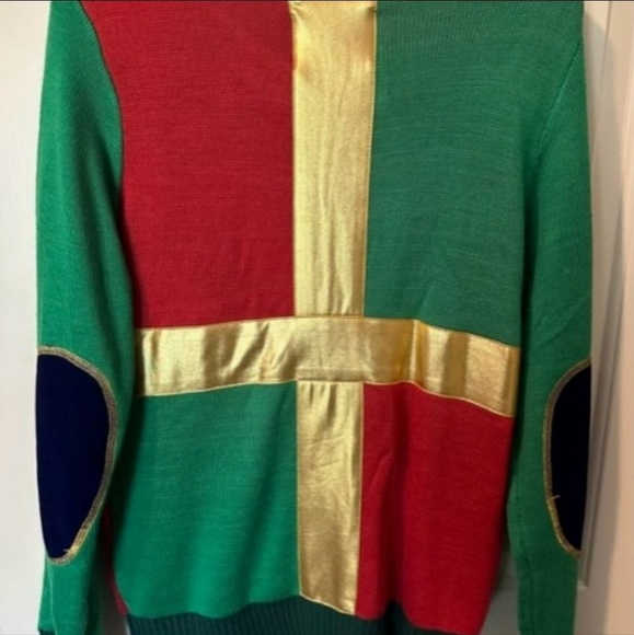 Used Christmas sweater - Picture 2 of 2
